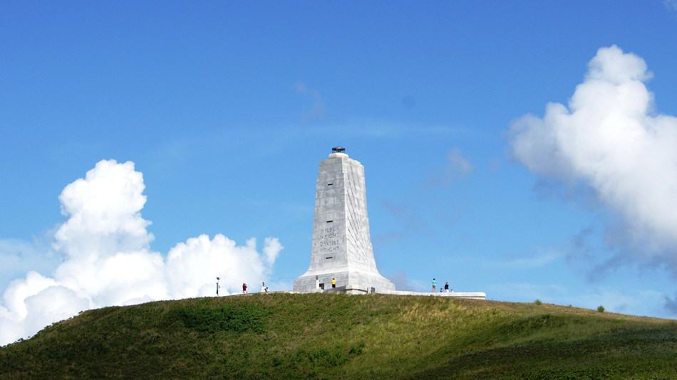 wright brothers memorial - best things to do in the outer banks